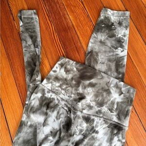 lululemon athletica diamond dye green leggings size 4